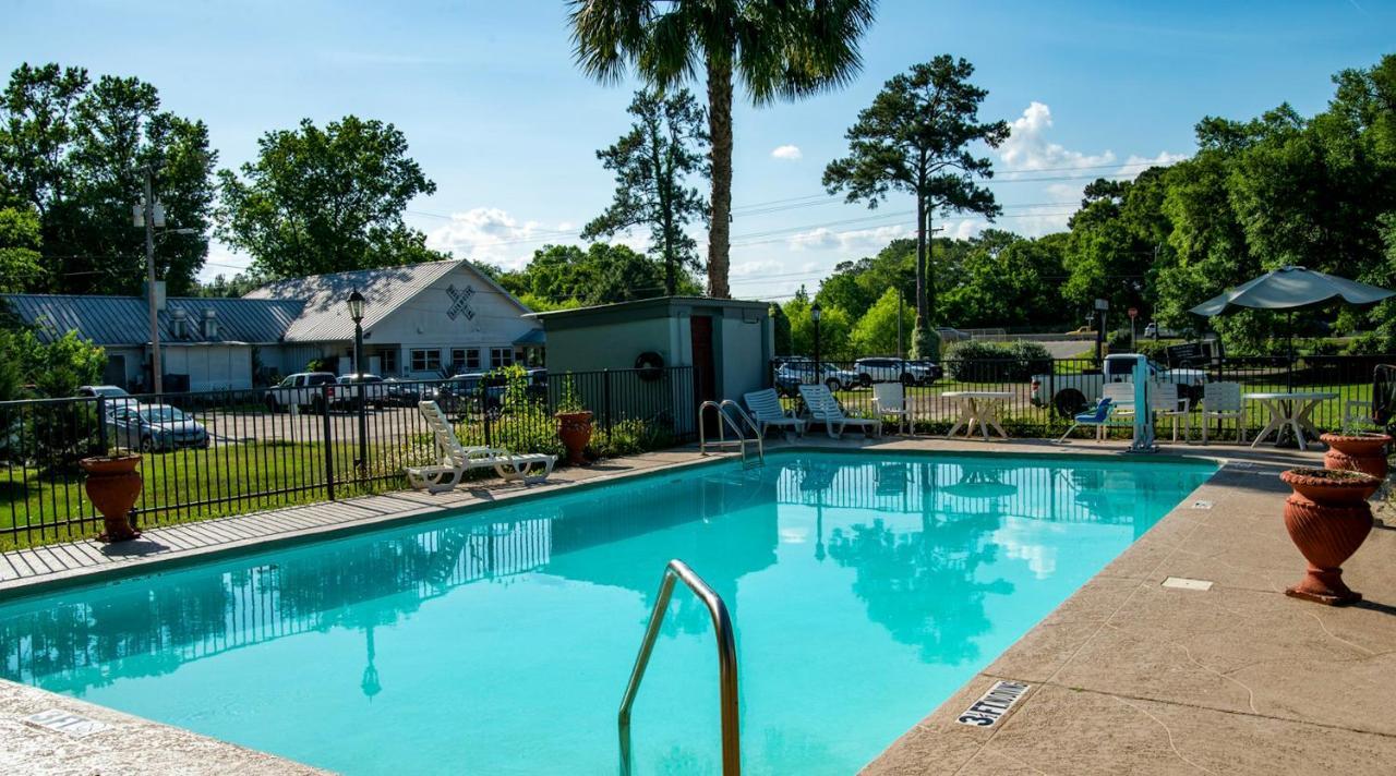 Red Roof Inn Tallahassee East Dış mekan fotoğraf