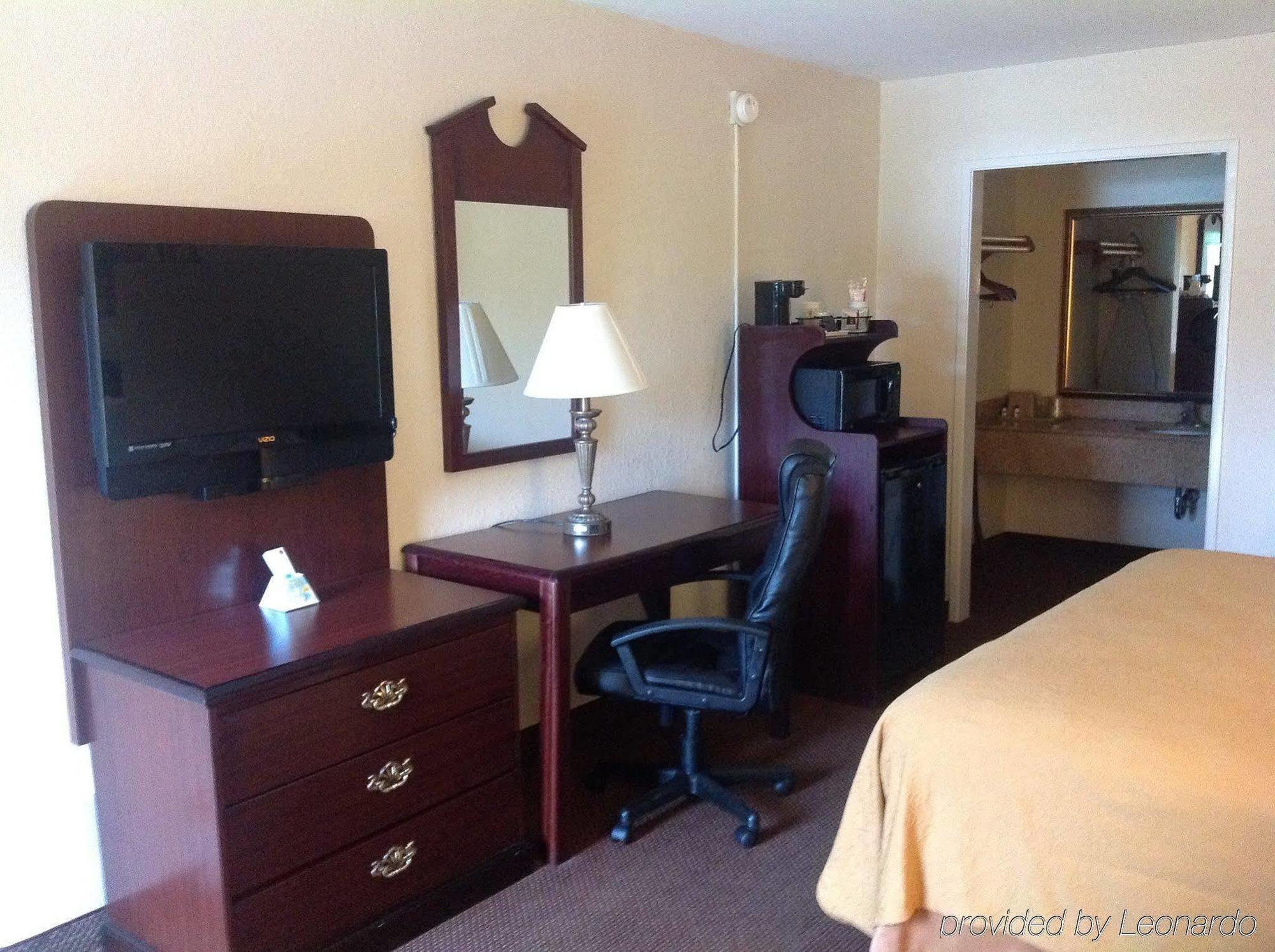 Red Roof Inn Tallahassee East Oda fotoğraf